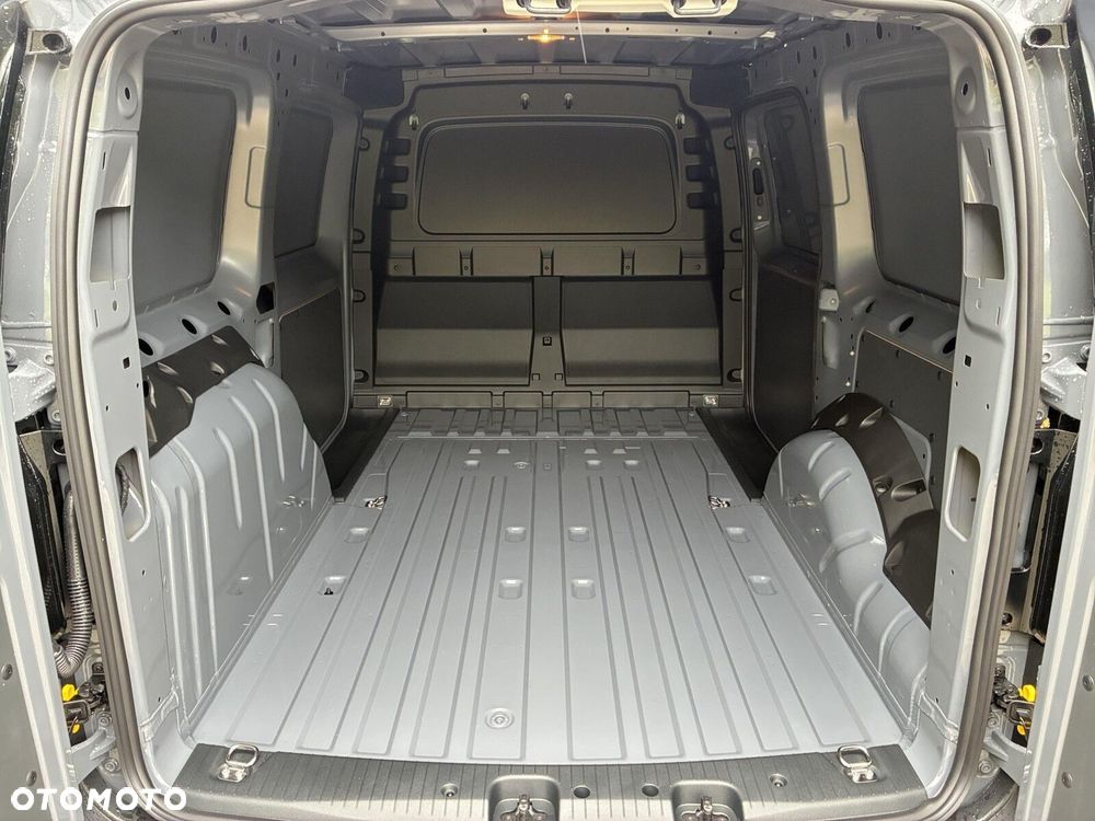 Volkswagen Caddy MAXI Cargo 2.0 TDI 102 KM, manualna 6-biegowa - 14