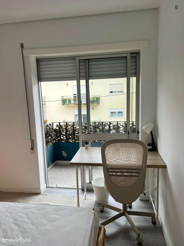 Quarto - localizado em Coimbra - Grande imagem: 3/16