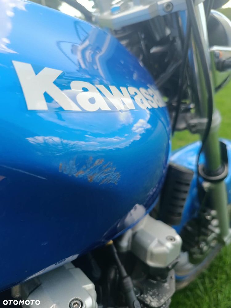 Kawasaki ZR - 12