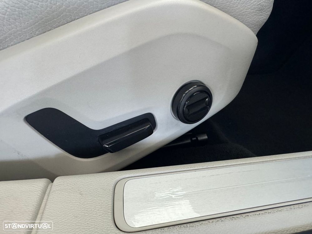 Volvo V60 2.0 T6 AWD TE Inscription Expression - 21