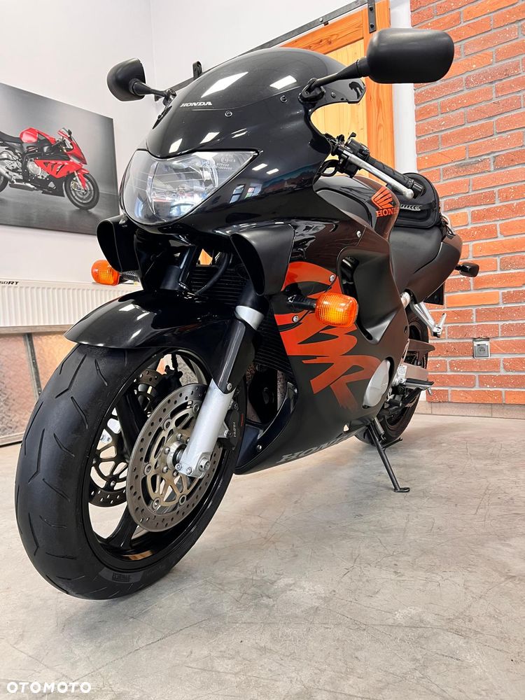 Honda CBR - 17