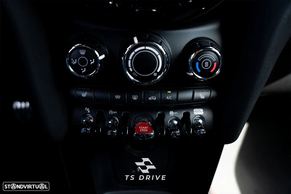 MINI 3 Portas John Cooper Works - 22