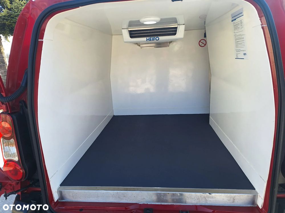 Peugeot Partner - 13