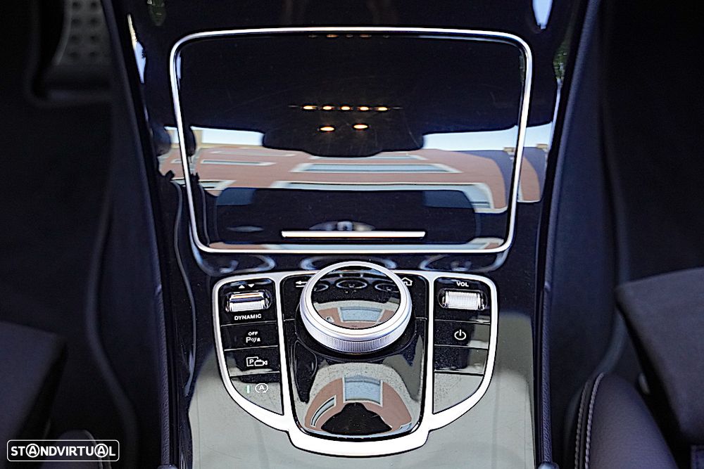Mercedes-Benz C 220 d AMG Line - 24