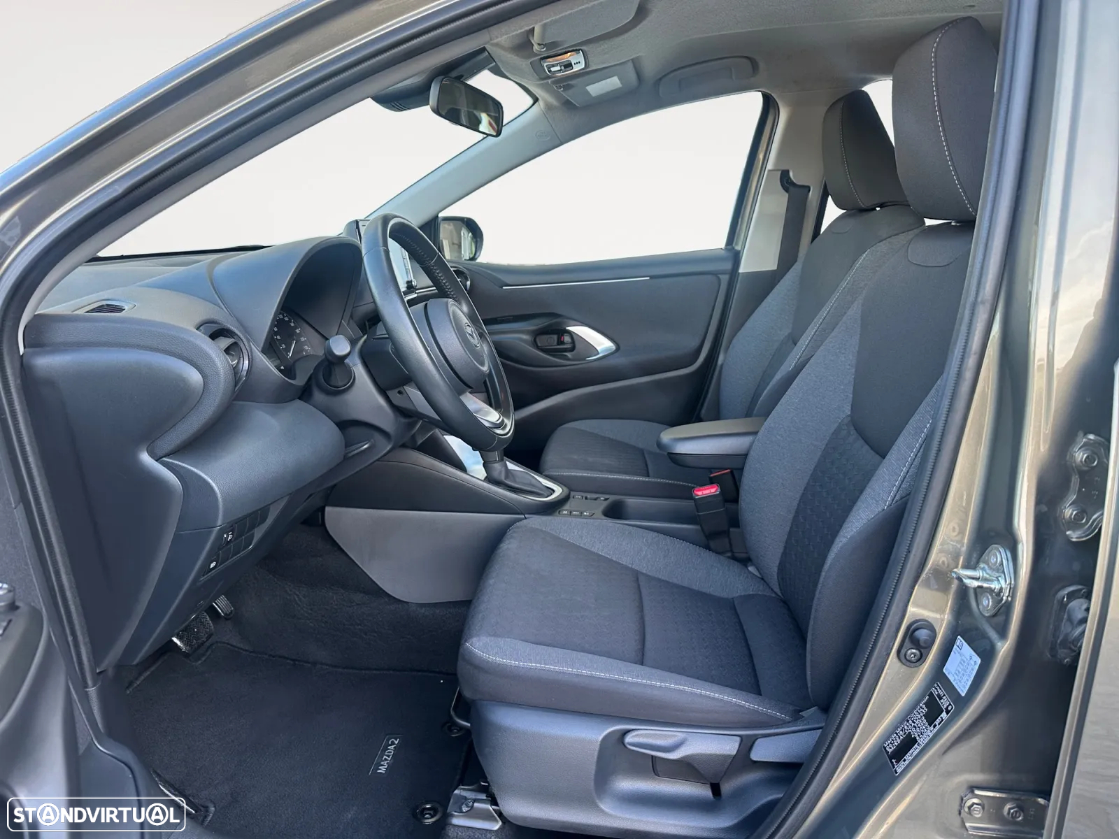 Mazda 2 1.5 L Hybrid VVT-i Agile - 10
