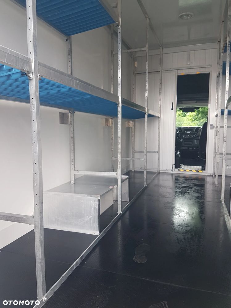 Iveco DAILY KONTENER NISKOPODŁOGOWY 4,43x2,23x2,42 SKLEP FOODTRUCK BAR KLIMA KONIOWÓZ KAMPER - 24