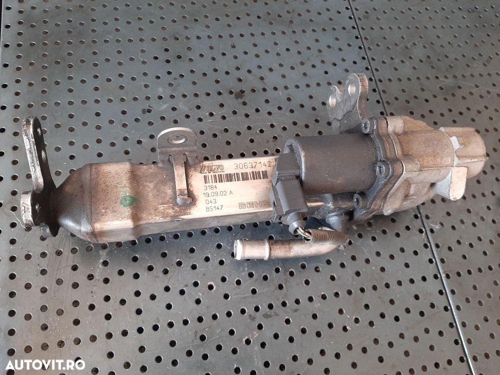 Racitor gaze cu egr 2.4 d5 xc volvo xc70 cross country 295 v70 2 285 s80 s60 30637142 5341146202t - 1