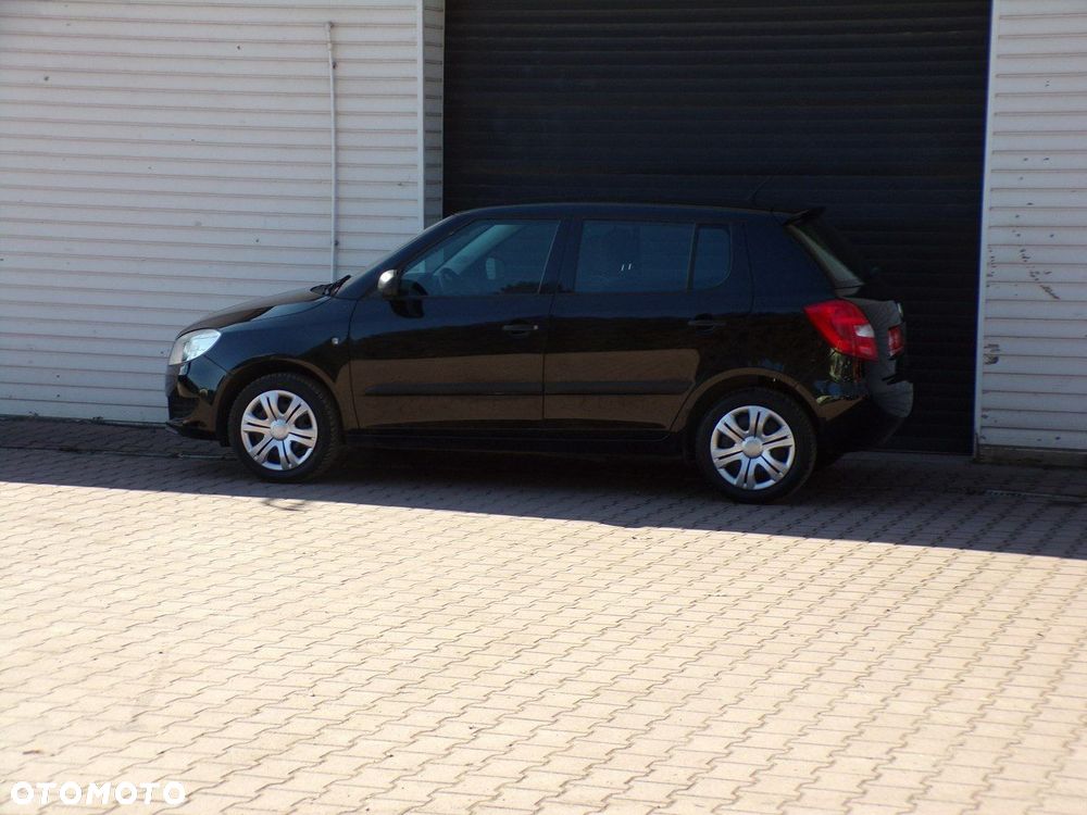 Skoda Fabia - 11
