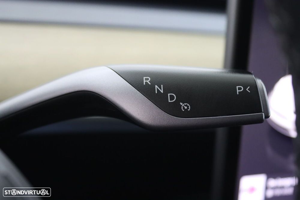 Tesla Model Y RWD - 13
