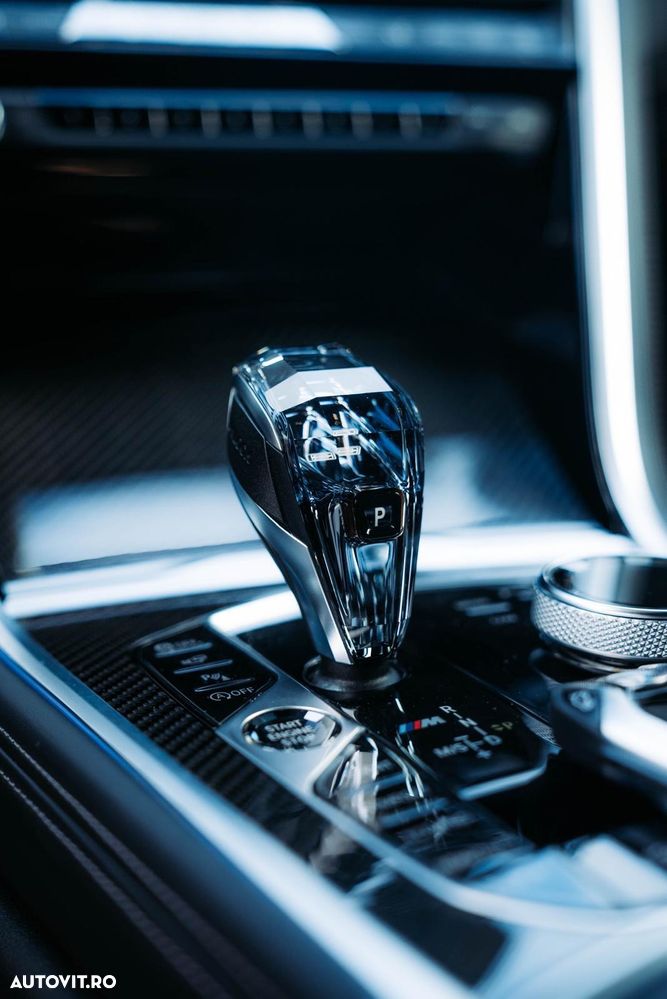 BMW M8 M850i xDrive AT - 12