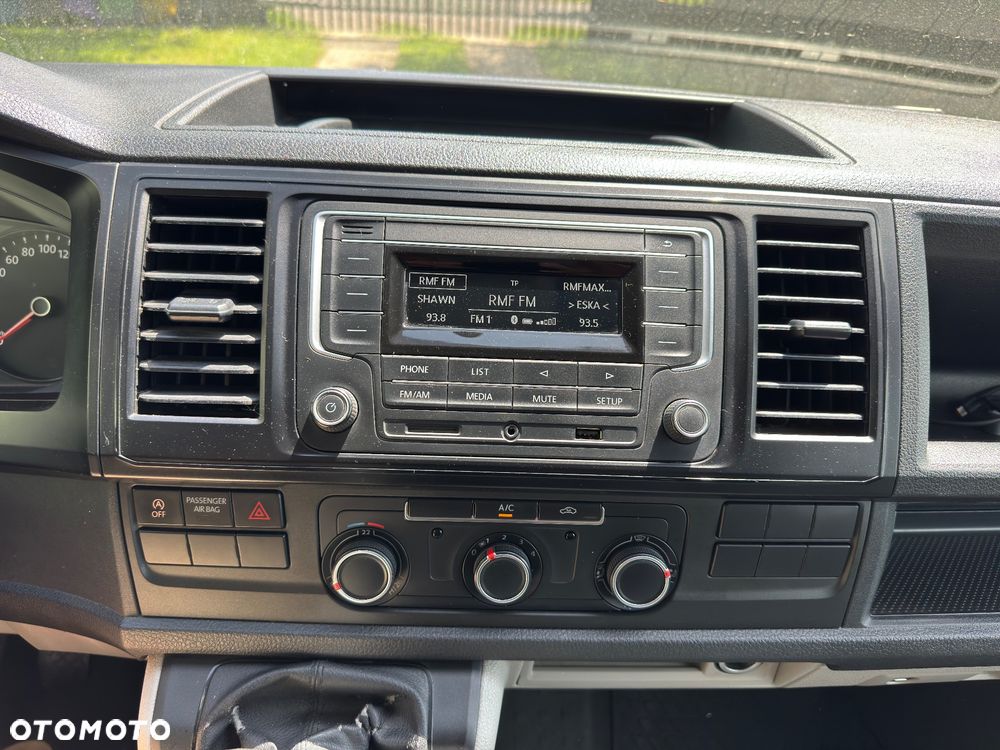 Volkswagen Transporter - 16