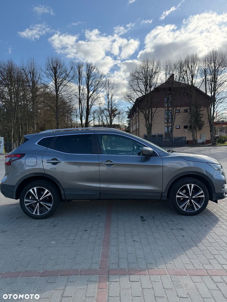 Nissan Qashqai 1.3 DIG-T N-Connecta - 10