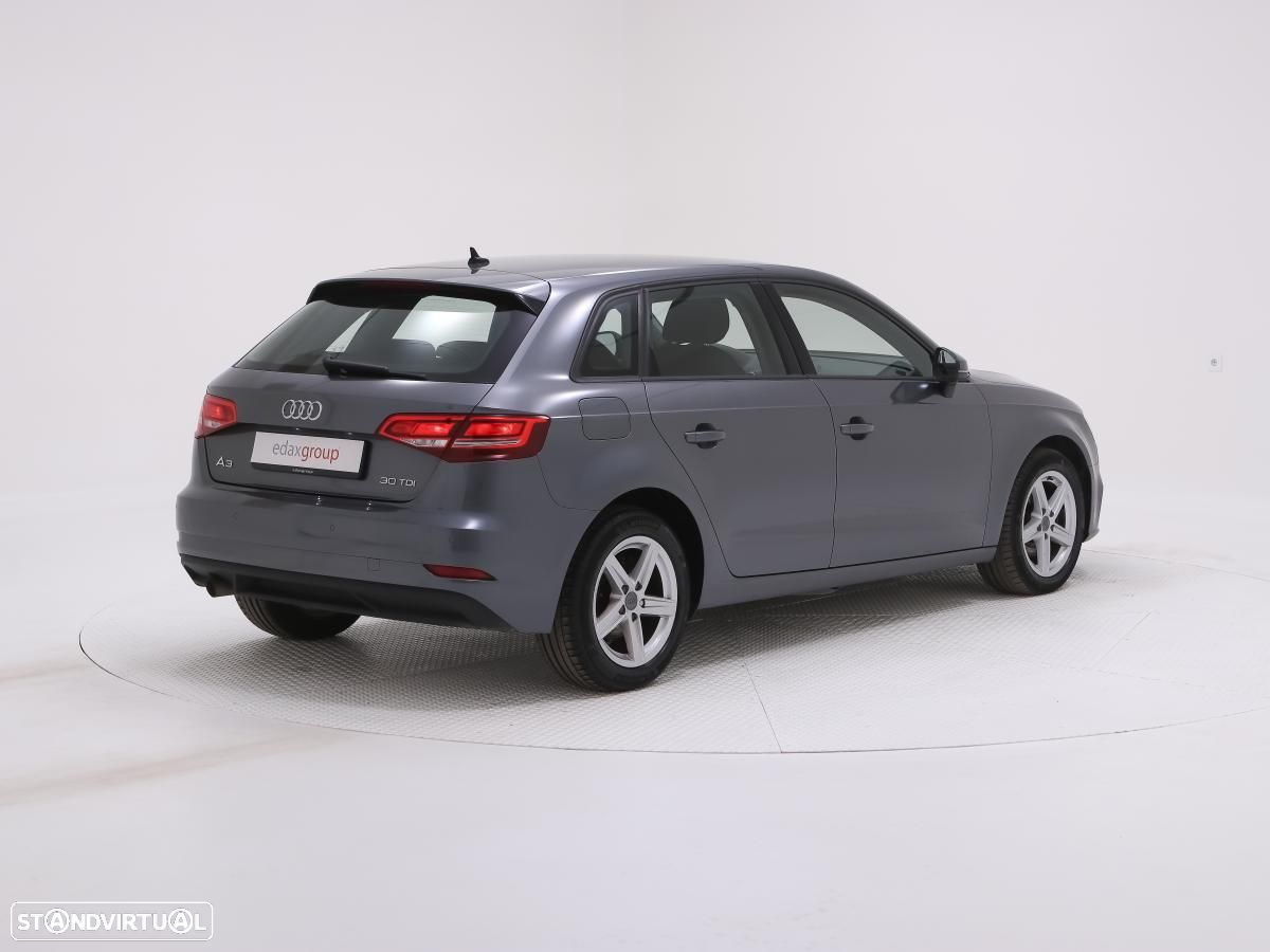 Audi A3 Sportback 30 TDI - 3