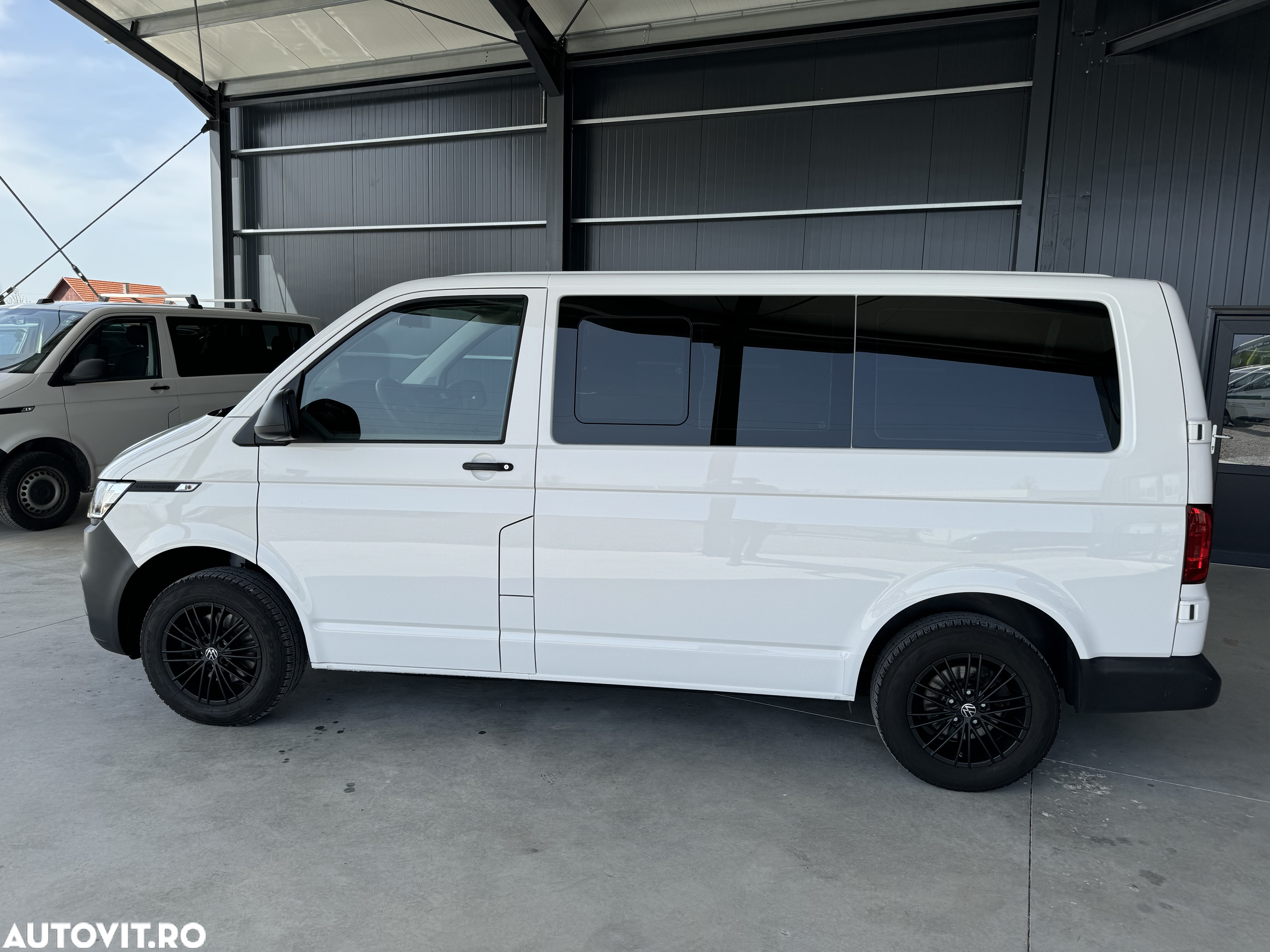 Volkswagen Transporter - 10
