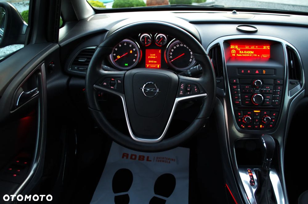 Opel Astra 1.4 Turbo Automatik Cosmo - 26