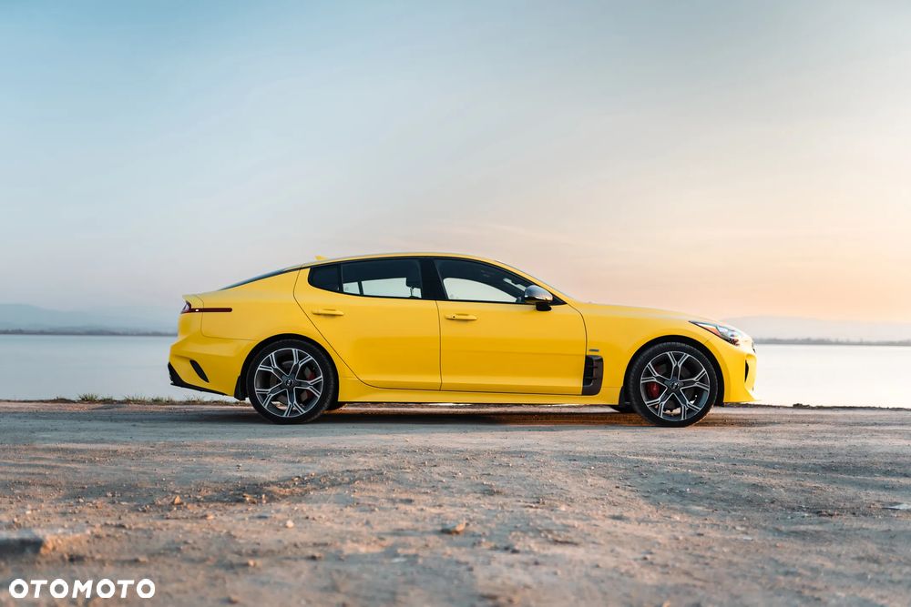 Kia Stinger 3.3 T-GDI AWD OPF GT - 3