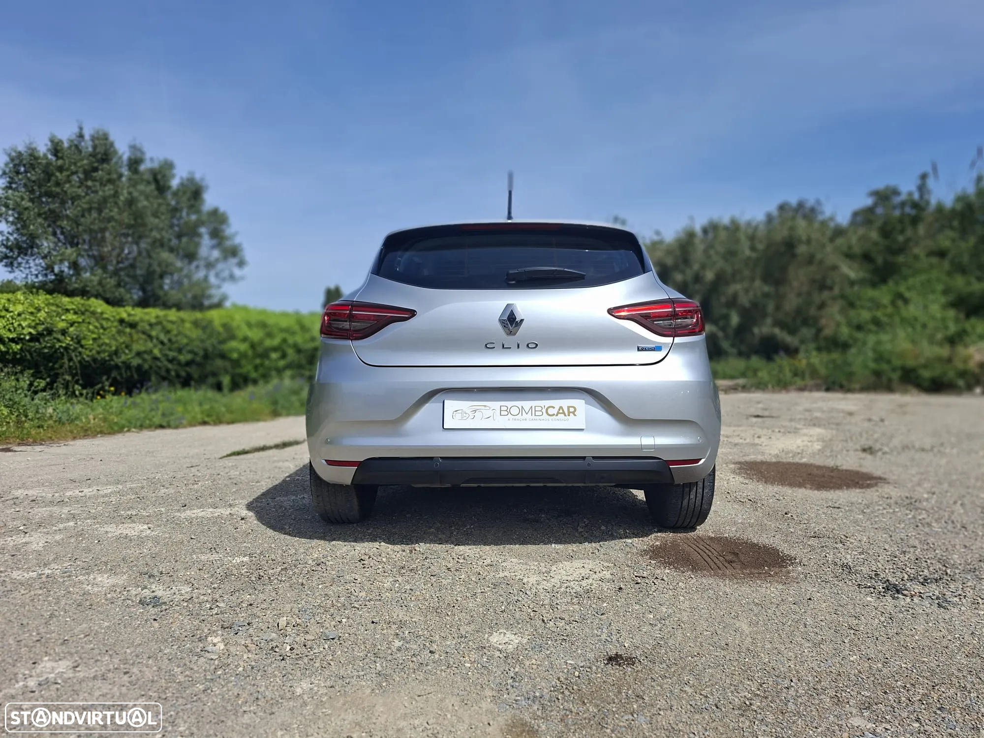 Renault Clio 1.6 E-Tech Edition One - 25