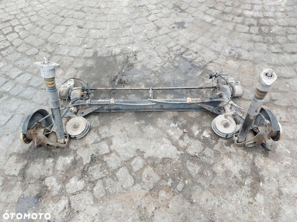Belka tylna OŚ ZAWIESZENIA TYŁ VW PASSAT B5 96-05 KOMBI - 10