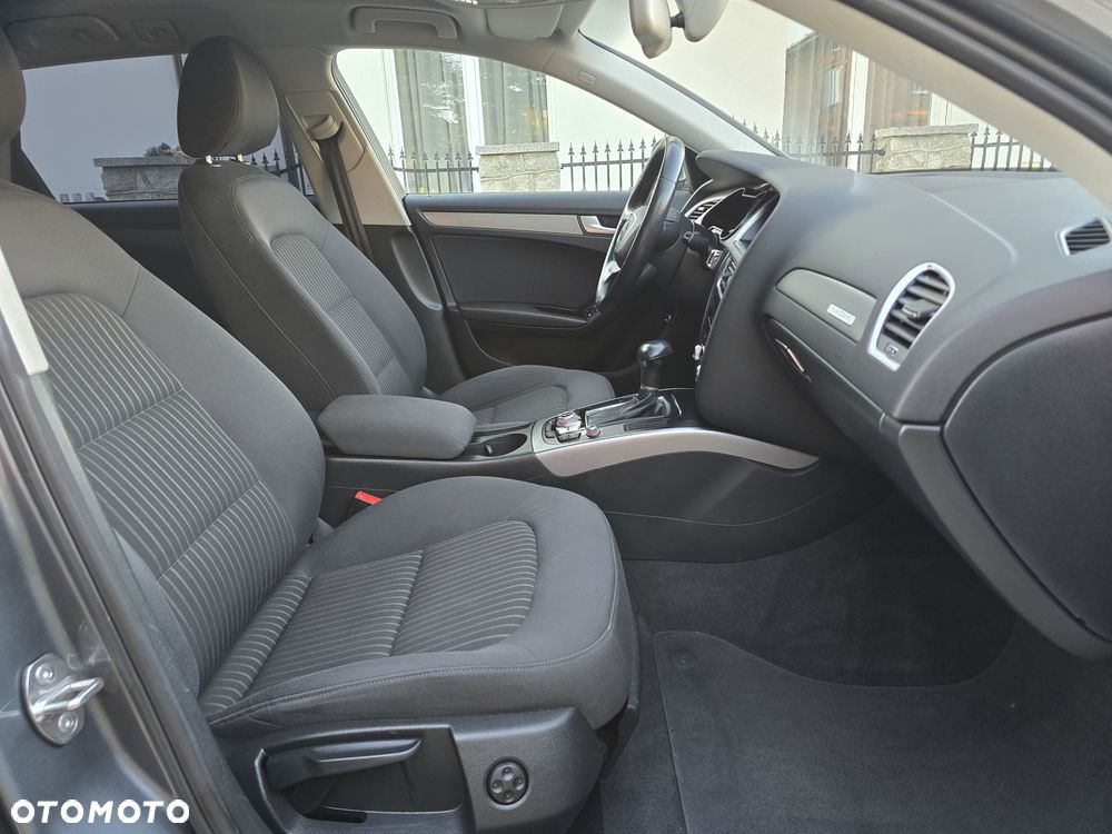 Audi A4 Avant - 30