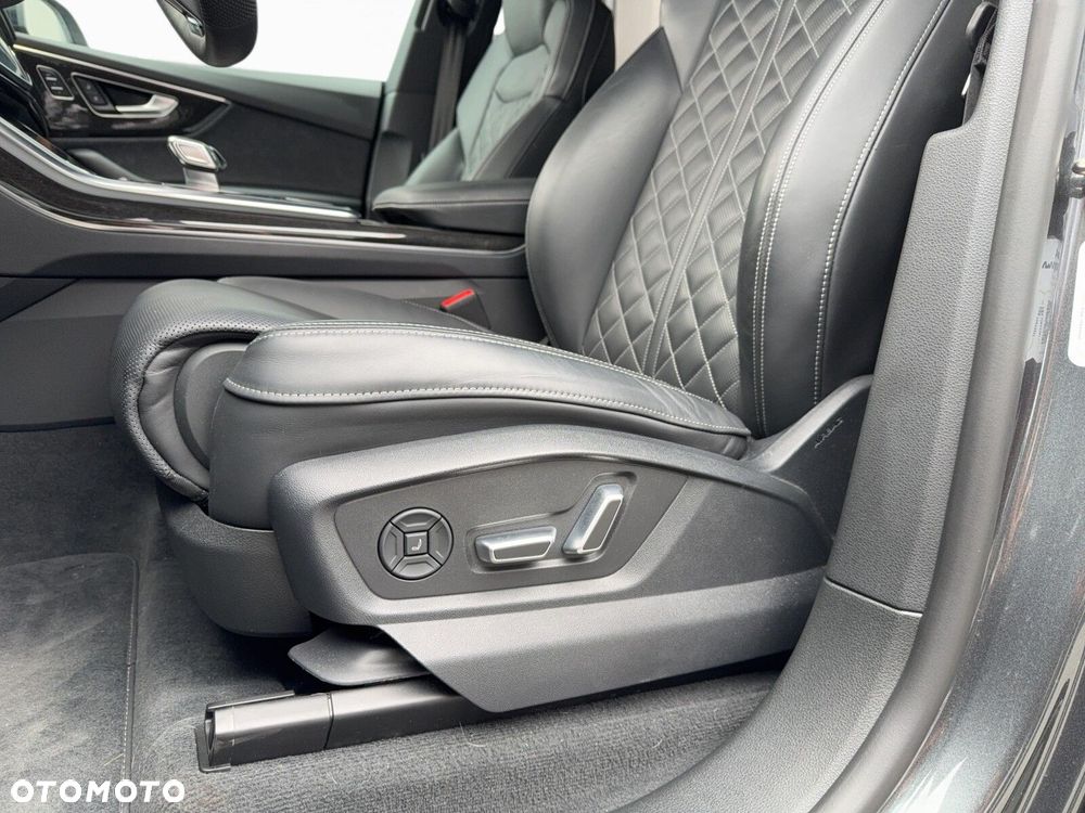 Audi Q8 - 15