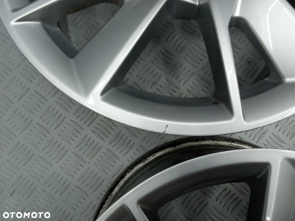 Felgi Audi A4 B8 B9 7Jx16 et35 5x112  8W0 - 7