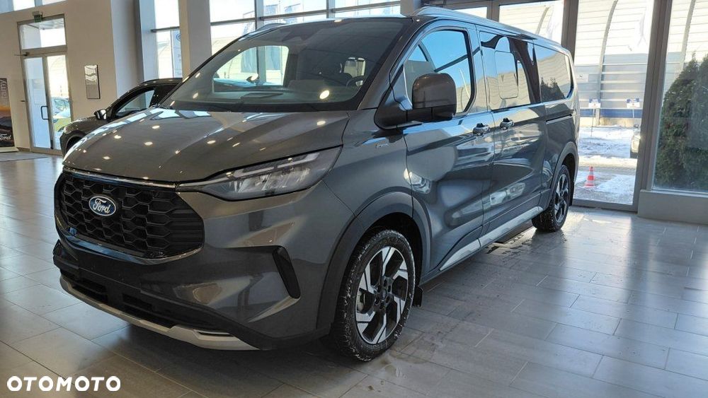 Ford Tourneo Custom - 5