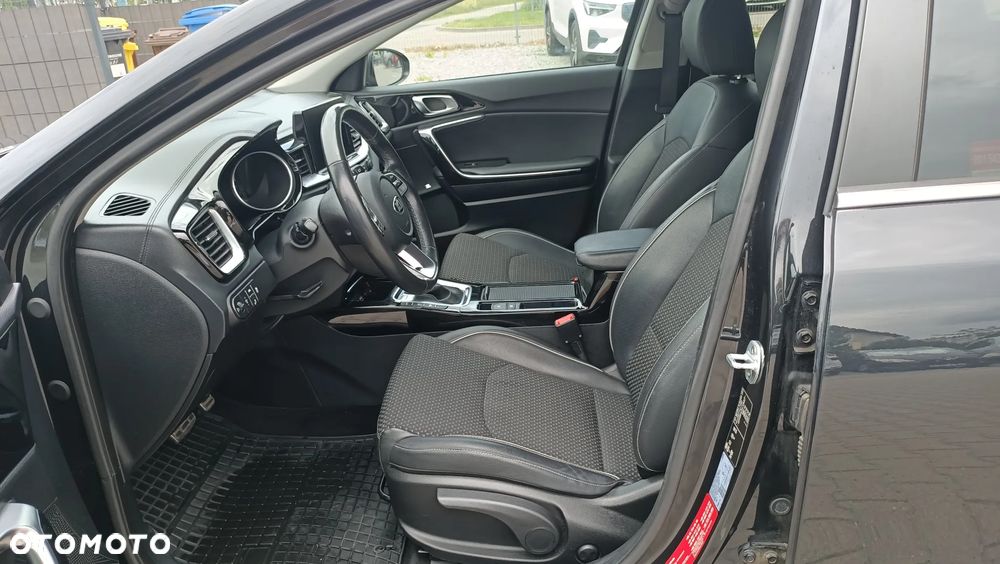 Kia Ceed 1.4 T-GDI L Business Line Plus DCT - 9