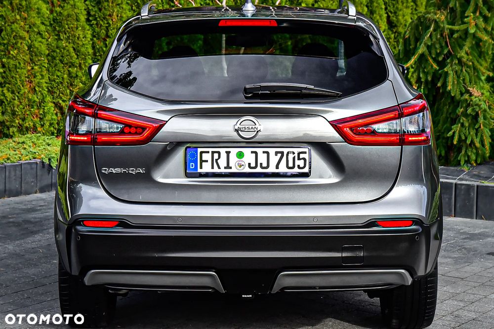 Nissan Qashqai 1.6 DIG-T TEKNA+ - 10