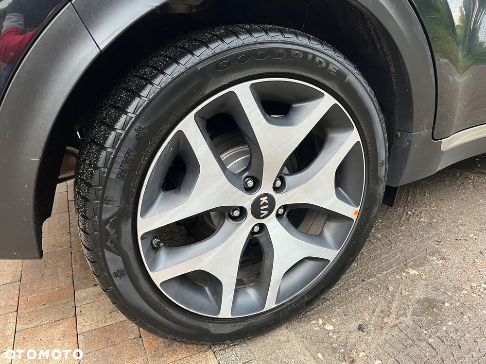 Kia Sportage 1.6 T-GDI AWD GT LINE - 13