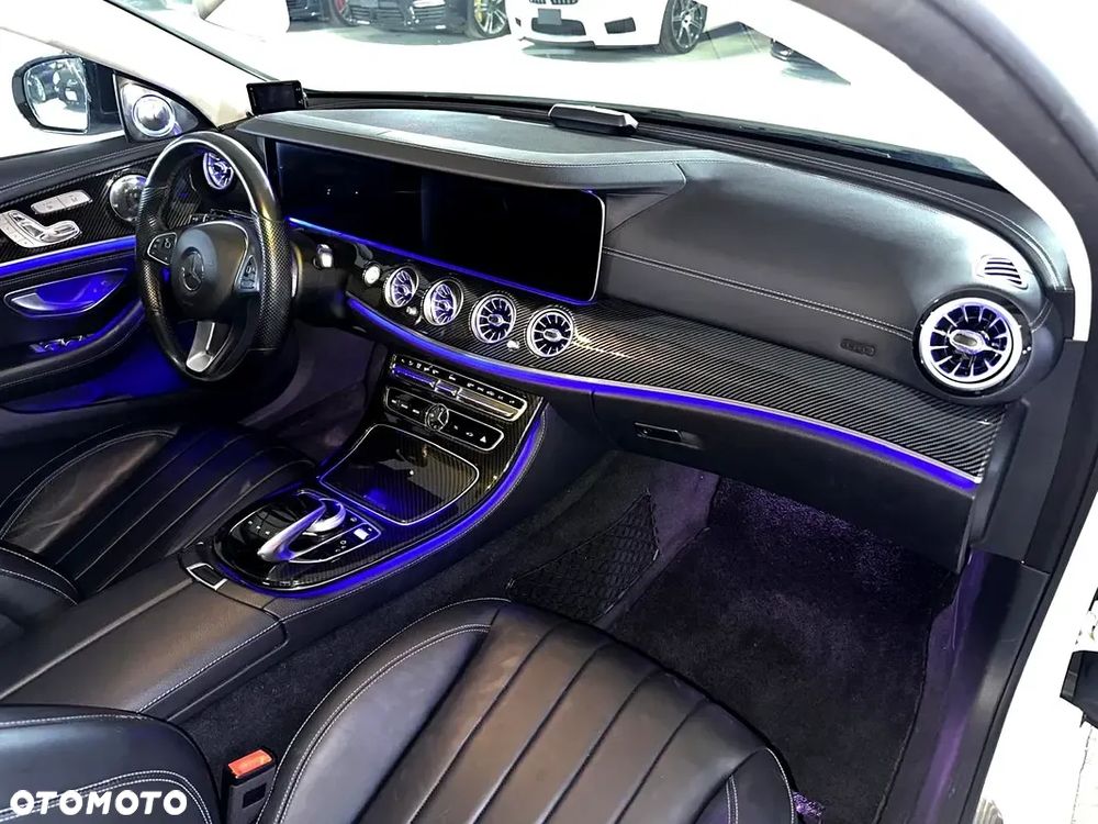 Mercedes-Benz Klasa E 400 7G-TRONIC - 13