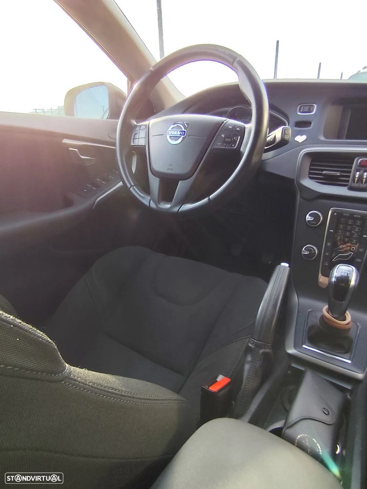 Volvo V40 2.0 D2 Kinetic Eco - 8