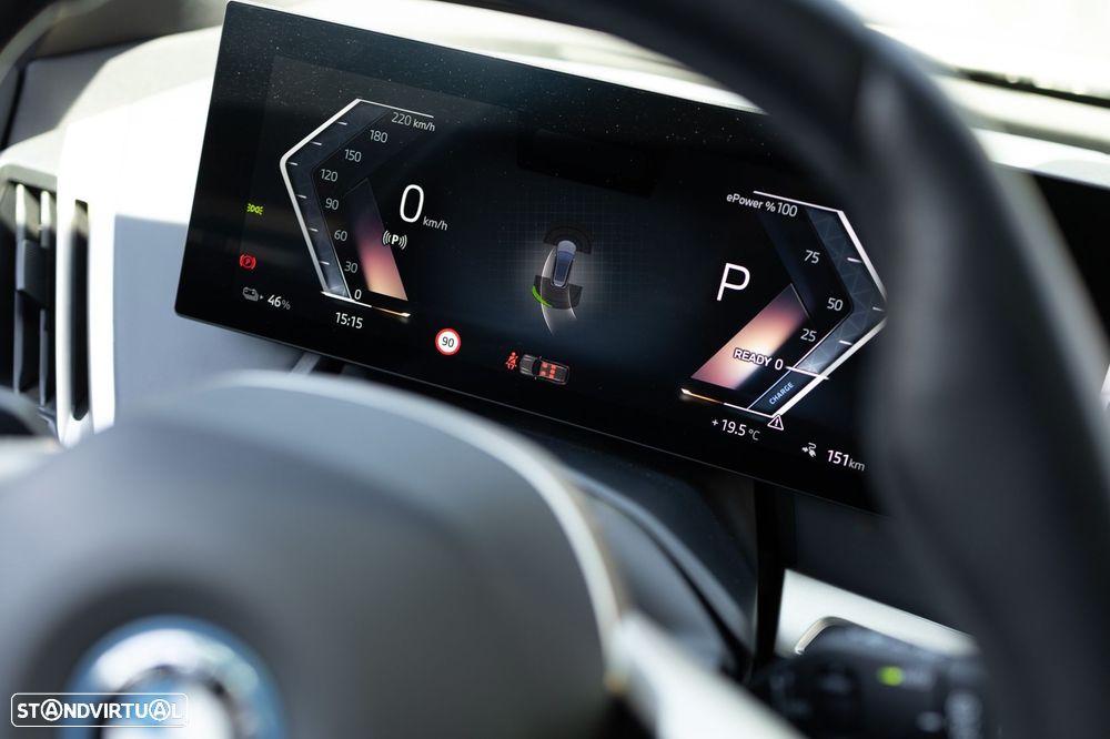 BMW iX xDrive 40 Pack Desportivo - 11