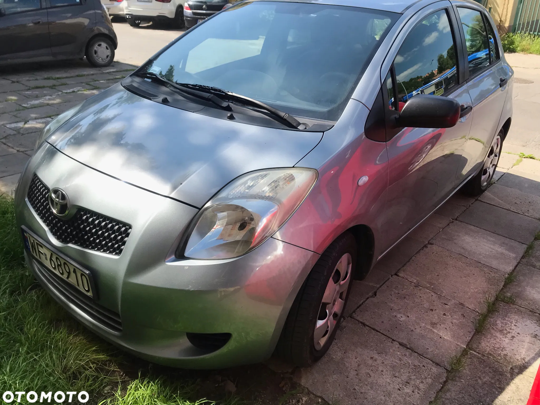 Toyota Yaris 1.3 Luna - 4