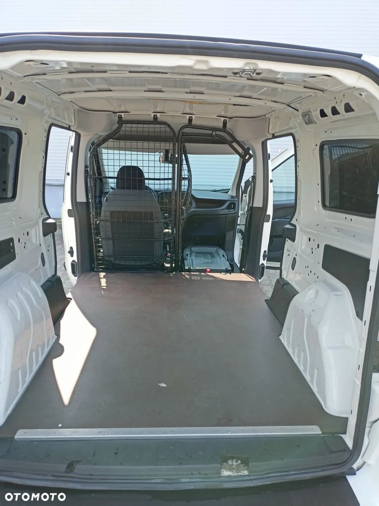 Fiat Doblo - 21