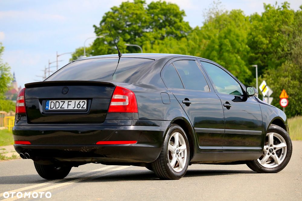 Skoda Octavia 2.0 TDI DPF Elegance - 26