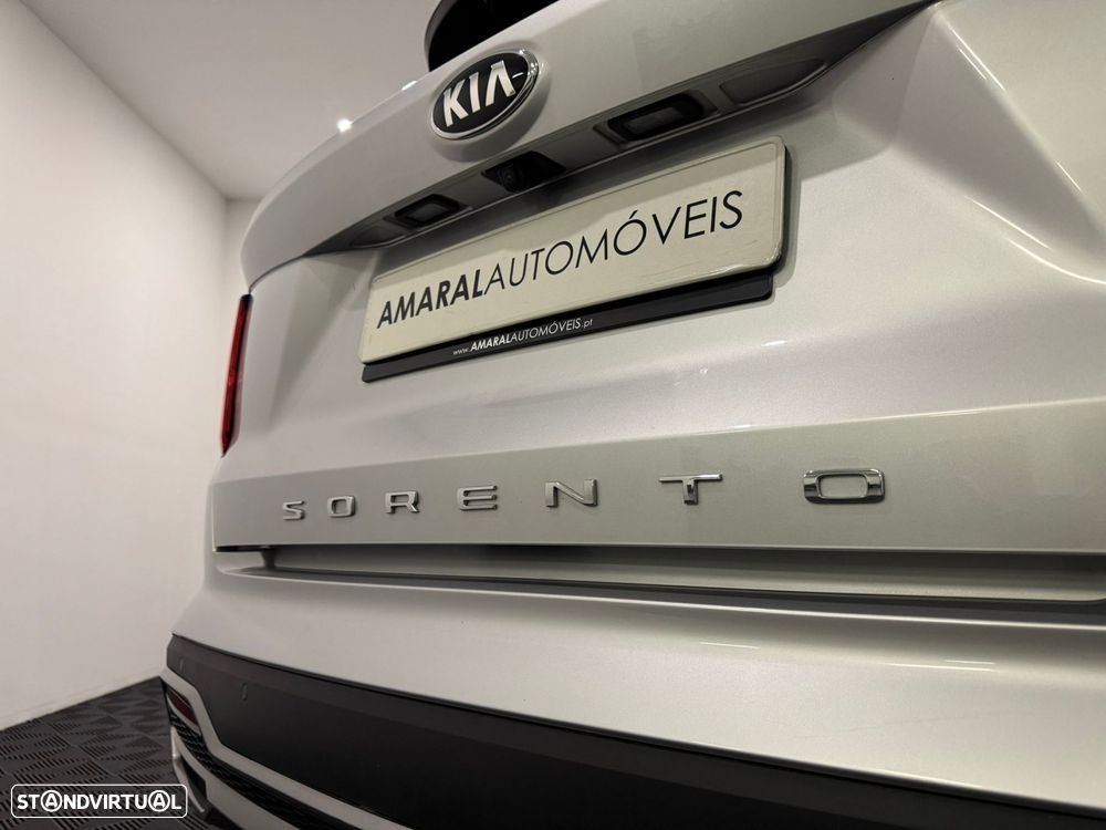 Kia Sorento 1.6 T-GDI HEV Concept - 19