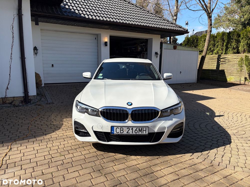 BMW Seria 3 318d M Sport - 5