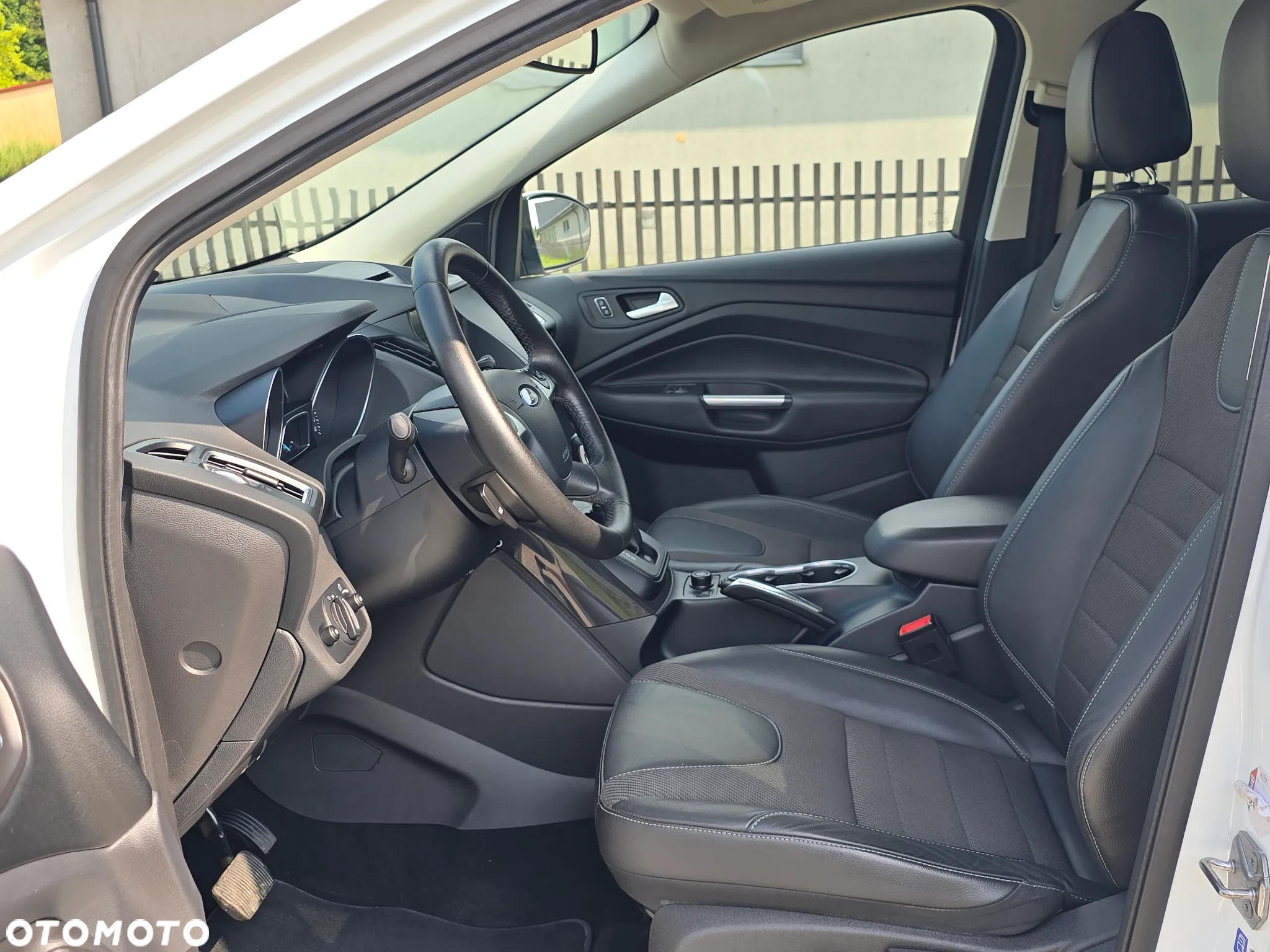 Ford Kuga 2.0 TDCi 4x4 Individual - 16