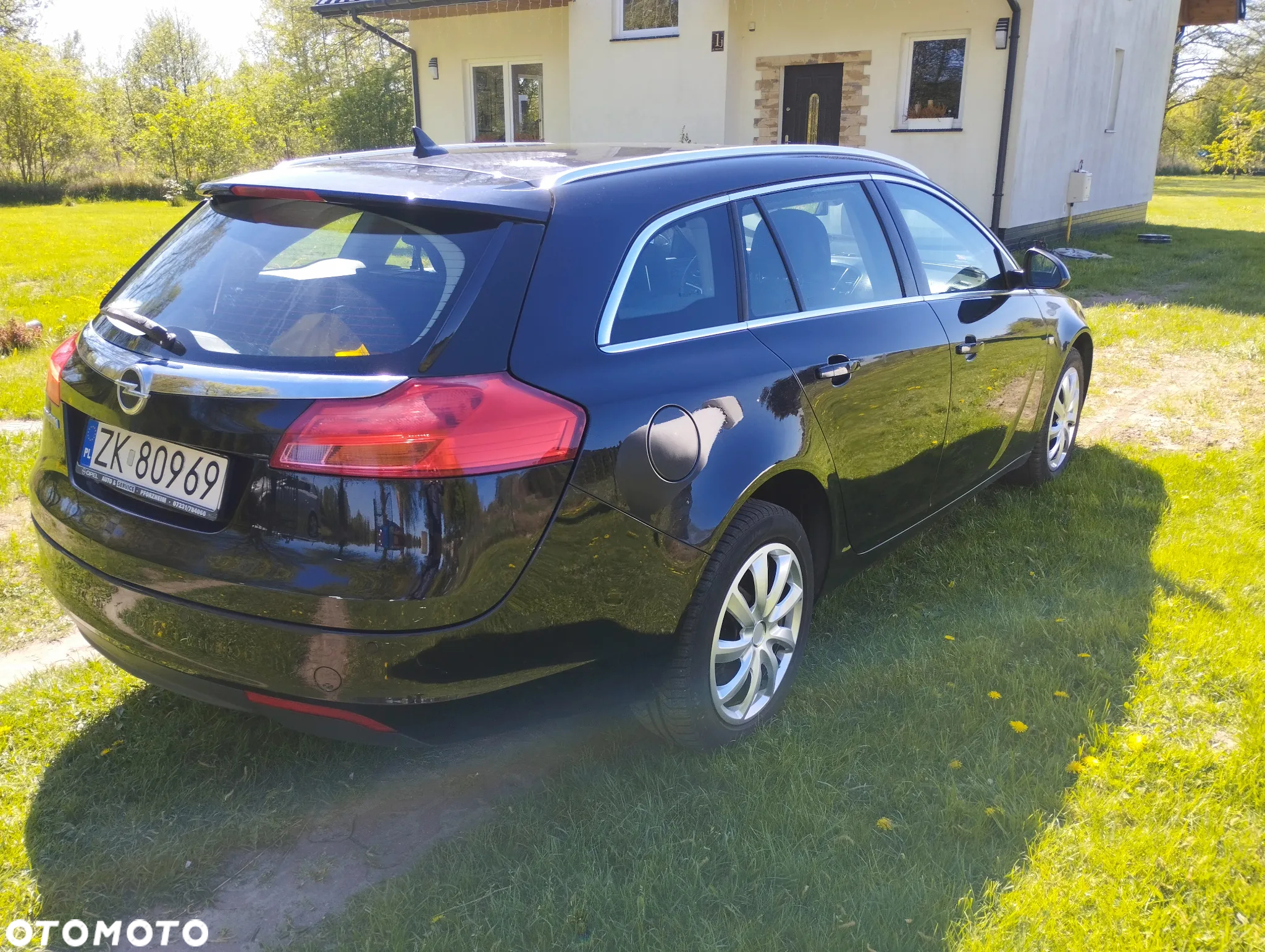 Opel Insignia 1.8 - 16