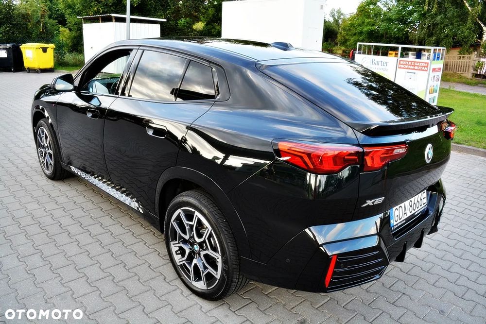 BMW X2 xDrive20i Advantage Plus - 23