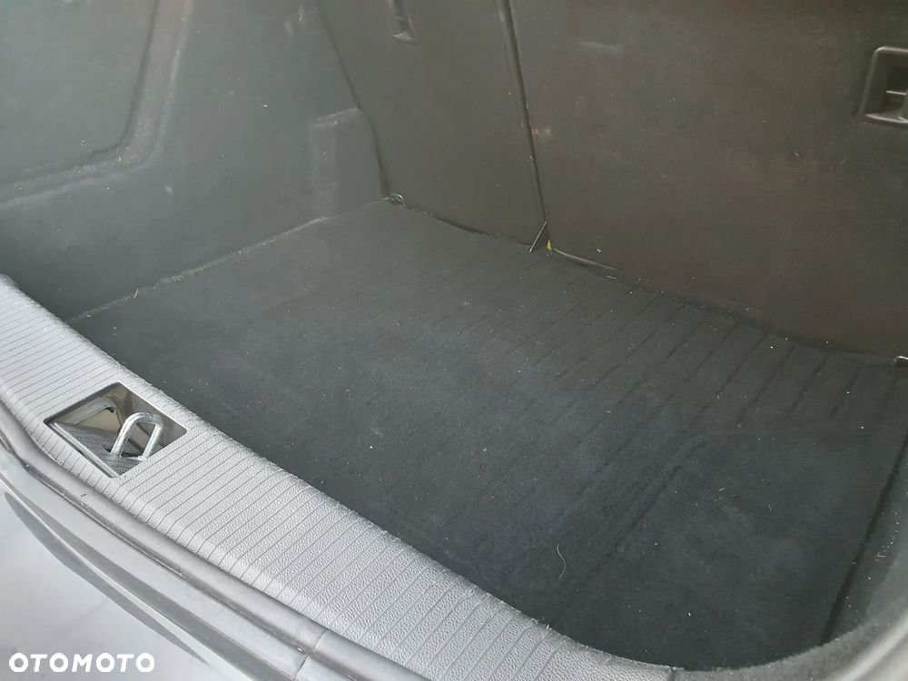 Opel Astra 1.6 CDTI Cosmo - 24
