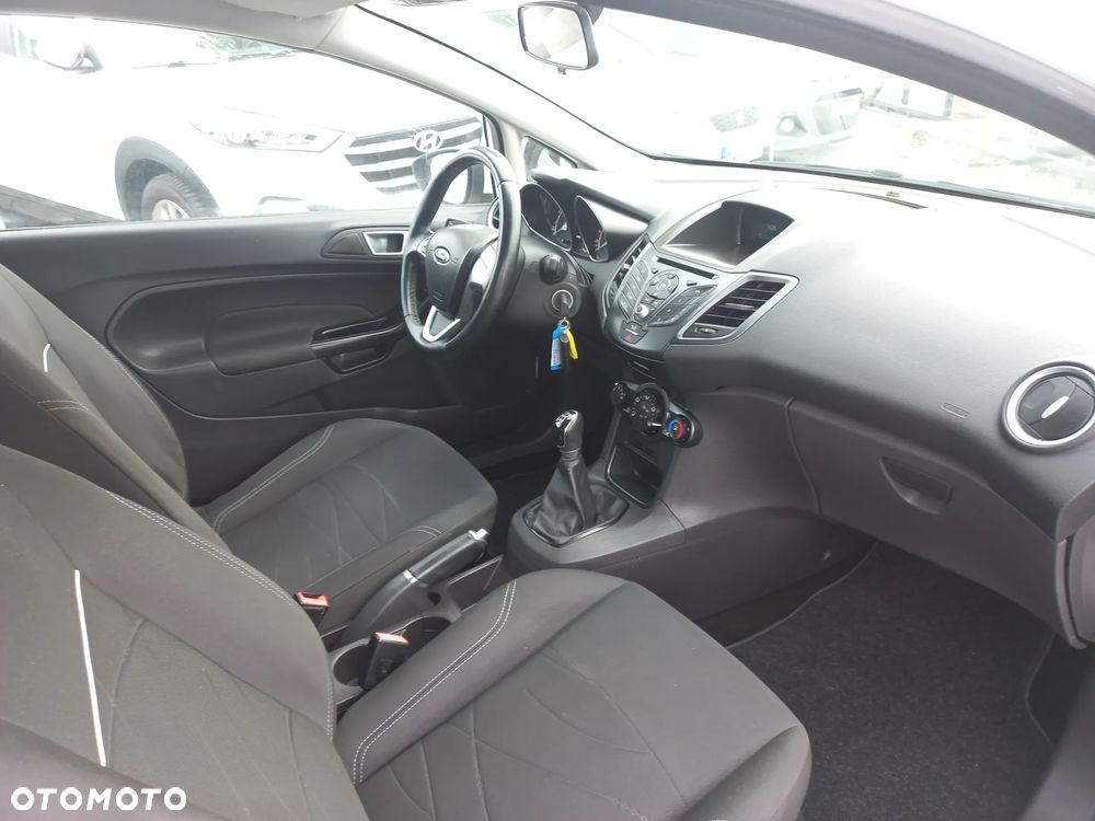 Ford Fiesta 1.25 Ambiente - 9
