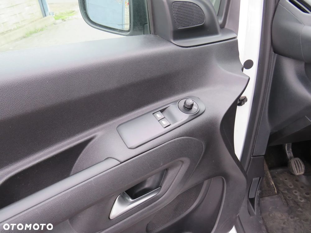 Peugeot Rifter 1.5 BlueHDI Allure Pack S&S - 25