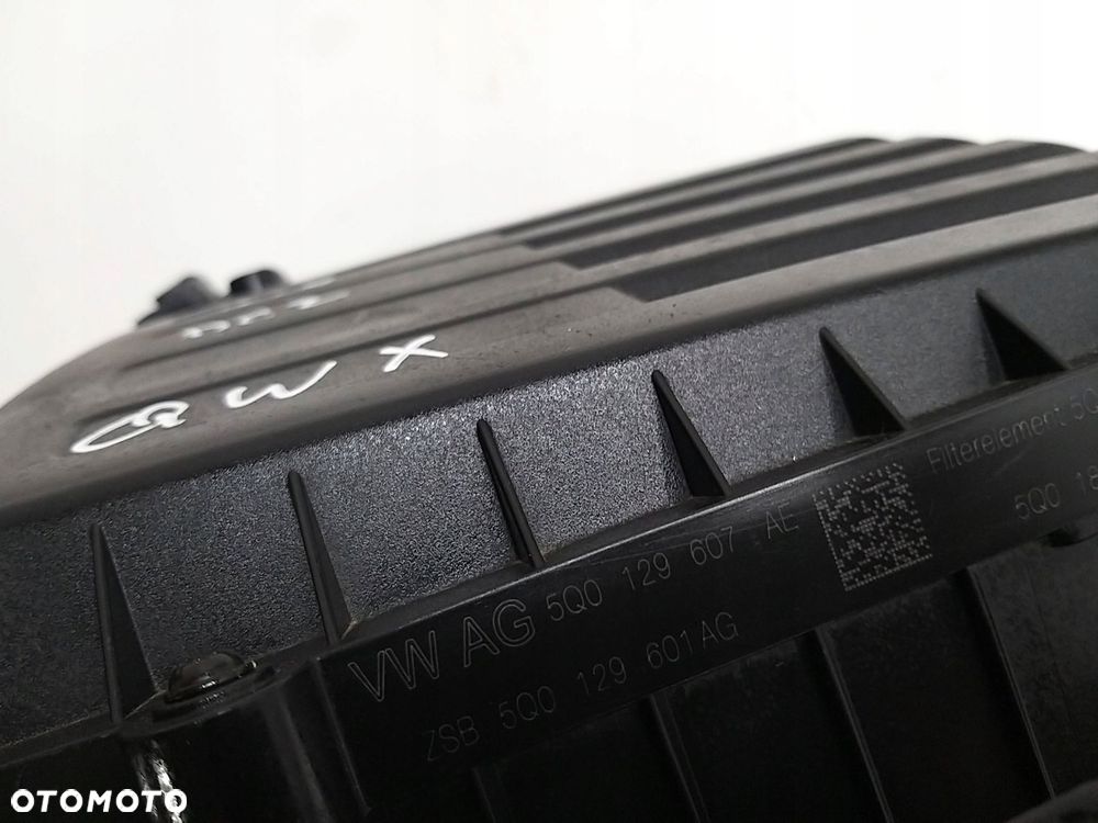 golf vii passat b8 octavia iii 1.6 tdi obudowa filtra powietrza 5q0129607ae - 3