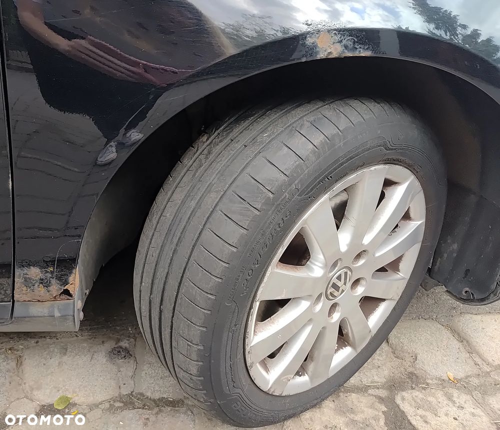 Volkswagen Passat 2.0 TDI DPF Comfortline - 13