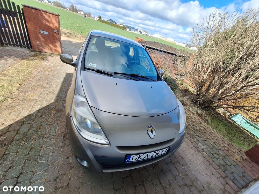 Renault Clio - 7