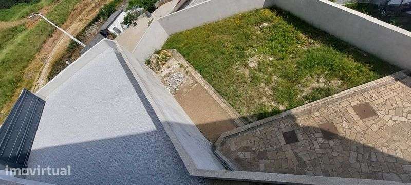 Moradia T3 Roriz, Santo Tirso - Grande imagem: 4/8