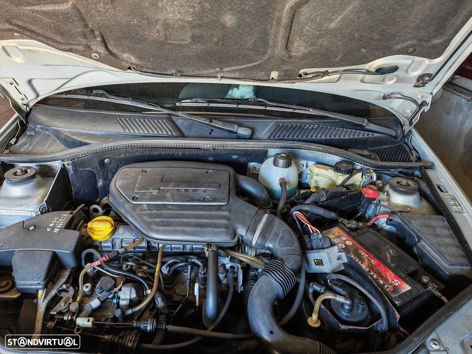 Renault Clio 1.9 D RN - 10