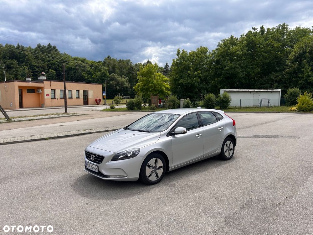 Volvo V40 D2 Drive-E Kinetic - 1