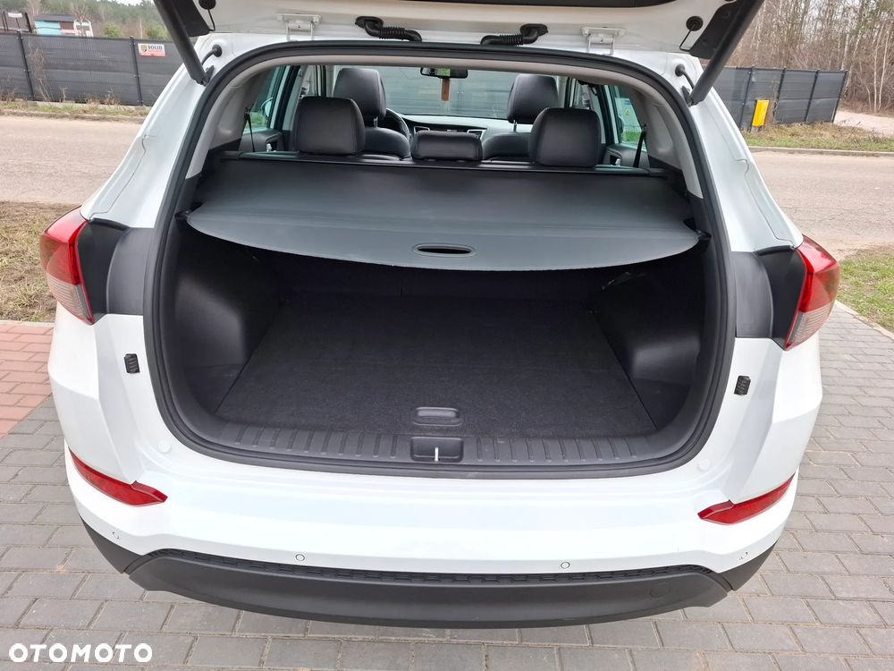 Hyundai Tucson blue 1.7 CRDi 2WD DCT Premium - 18